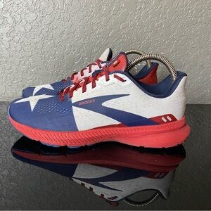 Brook Launch 8 Women’s size 8.5 Red White Blue Texas star 1203451B621